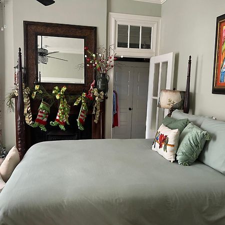 Jenny'S Downtown Hideaway Bed And Breakfast Laurel Exterior photo