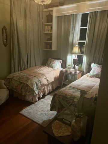 Jenny'S Downtown Hideaway Bed And Breakfast Laurel Exterior photo