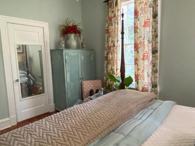 Jenny'S Downtown Hideaway Bed And Breakfast Laurel Exterior photo